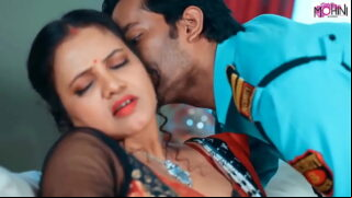 Indian desi woman fucked very hard in her bedroom with her boyfriend Video